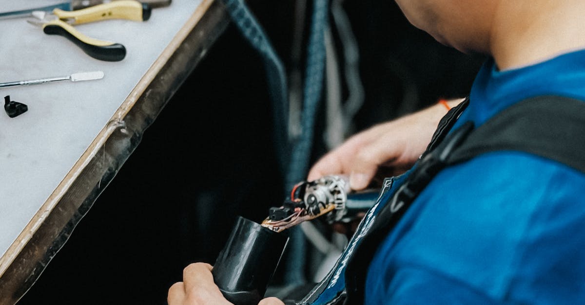 How to Diagnose Electrical Issues Before Calling an Electrician